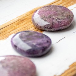 LEPIDOLITE PALM STONE