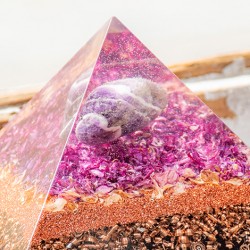 AMETHYST and SHUNGITE orgonite pyramid
