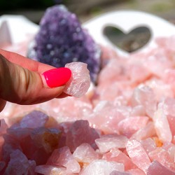 ROSE QUARTZ rough crystal 1kg