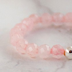 ROSE QUARTZ a ring