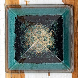 CHRYSOCOLLA Orgonite Pyramid metatron