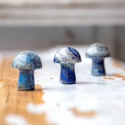 crystal carvings, gobe iz kristalov, gobice iz kristalov, lapis lazuli kamen, home decor