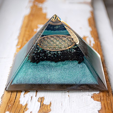 Chrysocolla Howlite Pyramid - Medium Size (1.57") - Blue Green Crystal For Serenity & Balance - View #7