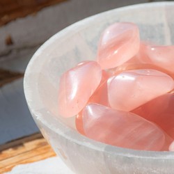 ROŽEVEC  kristal, roževec kamen, roževec prodaja Slovenija, kristal za ljubezen