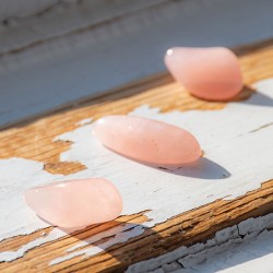 rose quartz, ROSE QUARTZ pocket gemstone, rose quartz crystal