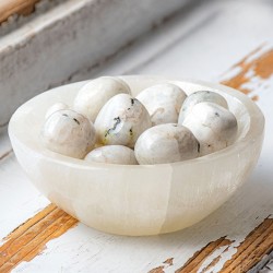 beli labradorit cena, beli labradorit Slovenija, beli labradorit pomen, mavričen kristal, kristal za intuicijo