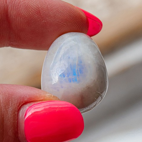 white labradorite pocket crystal, white labradorite crystal, white labradorite gemstone, crystal, gemstone