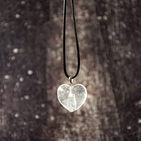 kamena strela ogrlica, trgovina s kristali, zaščitni kristal, kamena strela kamen