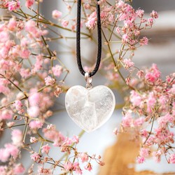 obesek kamena strela, trgovina s kristali, zaščitni kristal, kamena strela kristal,