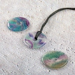 fluorit, mavrični fluorit, fluorit ogrlica, fluorit nakit, kristali za intuicijo, fluorit kamen,