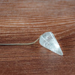 kamena strela, kamena strela nihalo, nihalo, nihalo iz kristala, radiostezija, vedeževanje