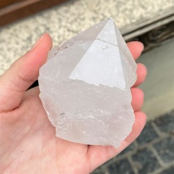 kamena strela nebrušena naravna kamena strela špica energijska zaščita kamena strela ugodna cena