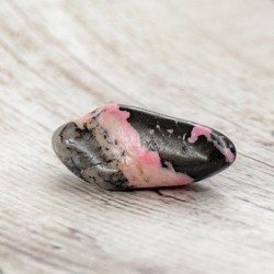 rhodonite crystal, rhodonite stone, pink crystals, pink stones