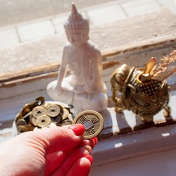FENG SHUI novec za srečo, kitajsko novo leto, feng shui, kitajski novec za denar,