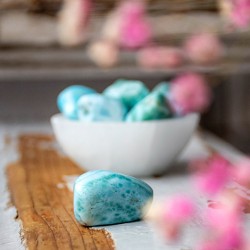 larimar, larimar kamen, larimar kristal, brušen larimar, poliran larimar