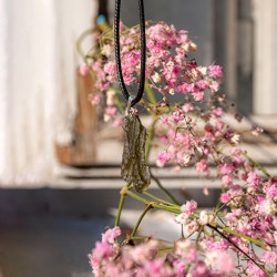 Moldavite necklace 2g, real moldavite, moldavite jewlery, tektites, natural glass