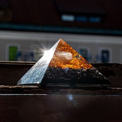 Citrin orgonit, orgonit, ročno delo, orgonit s citrinom, orgonit z šungitom, orgonit piramida