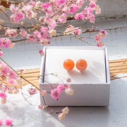 mesečev kamen, mesečev kamen kristal, mesečev kamen nakit, mesečev kamen uhani, uhani iz kristalov