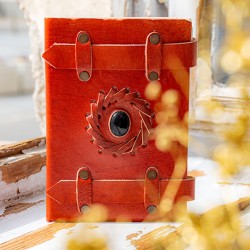 Dnevnik s kristalom, usnjeni dnevnik, dnevnik z oniksom, rustikalen dnevnik, ugodna cena, usnjeni dnevnik ugodna cena