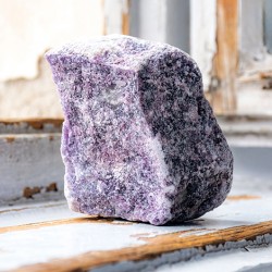 lepidolit, lepidolit kristal, lepidolit večji kos, kristali za spanje, kristali za nespečnost, večji kristali, edinstven kos