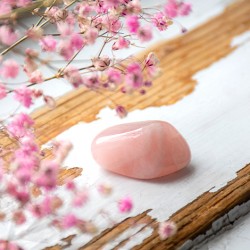 rose quartz, ROSE QUARTZ pocket gemstone, rose quartz crystal
