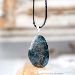 apatite, APATITE necklace, apatite crystal,