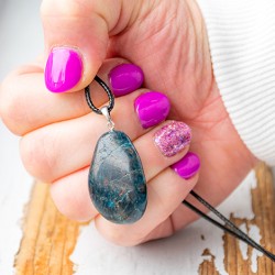 apatite, APATITE necklace, apatite crystal,