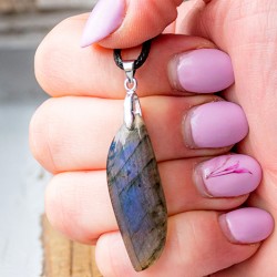 nakit s kristali, labradorit kristal, labradorit, ogrlica z labradoritom, nakit z labradoritom