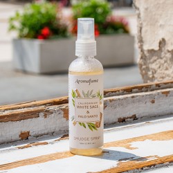 sprej, kadilo, čiščenje prostora, čiščenje energij, palo santo, beli žajbelj