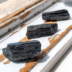 BLACK TOURMALINE raw crystal  black turmaline gemstone, protect energy