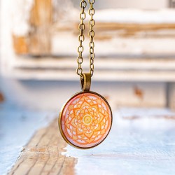 Ogrlica mandala, mandala nakit, ugodne cene, hitra dostava, črna mandala, meditacija, zaščita