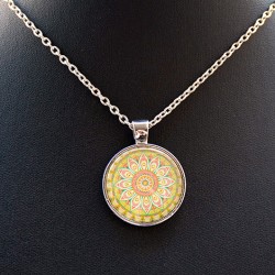 ogrlica z mandalo, nakit z motivom, mandala