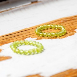 PERIDOT ring falset peridot crystal peridpt gemstone