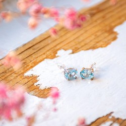 BLUE TOPAZ falset earings blue topaz crystals,