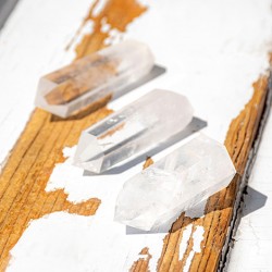 CLEAR QUARTZ CRYSTAL obelisk, clear quartz crystal