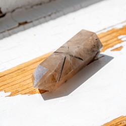 turmaline quartz, natural quartz, quartz pont, quartz obelisk