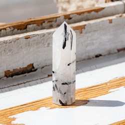 turmaline quartz, natural quartz, quartz pont, quartz obelisk