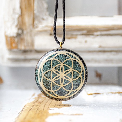 APATITE BLACK TOURMALINE  orgonite necklace metatron, orgone energy