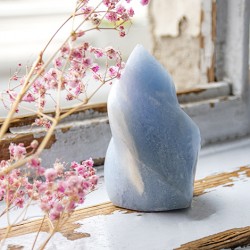 celestine, celestin crystal, celestine stone,  crystals for throat chakra