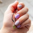 peridot, peridot kristal, peridot ogrlica, kristali za srečo, kristali za srčno čakro