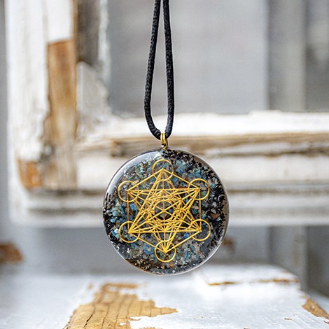 ŠATUKIT ČRNI TURMALIN orgonit ogrlica metatron, šatukit kristal, črni turmalin zaščita
