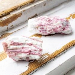 roza turmalin naravni večji kristal roza turmalin kamen, kristal za ljubezen rubelit nebrušen