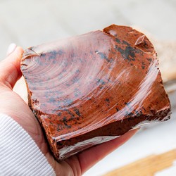 mahagoni obsidian, mahagoni obsidian večji kos, kristali za zaščito, kristali za moč, kristali proti negativni energiji