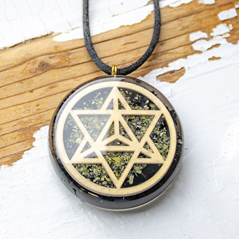 unakit črni turmalin orgonit orgonska energija zaščita pred sevanjem