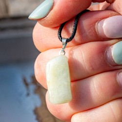 aquamarine, aquamarine crystal, aquamarine jewellery, aquamarine necklace, communication crystal