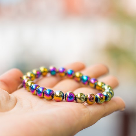 mavrični hematit, hematit, zapestnica hematit, otroška zapestnica, hematit kristal,