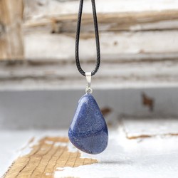 blue quartz crystal pendant, crystal shop, energy jewerly blue quartz gemstone
