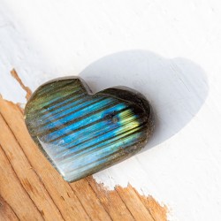 LABRADORITE crystal heart , labradorite gemstone,