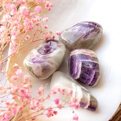 prasiolite, amethyst, prasiolite pocket crystal, amethyst pocket crystal
