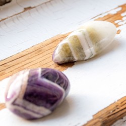 prasiolite, amethyst, prasiolite pocket crystal, amethyst pocket crystal